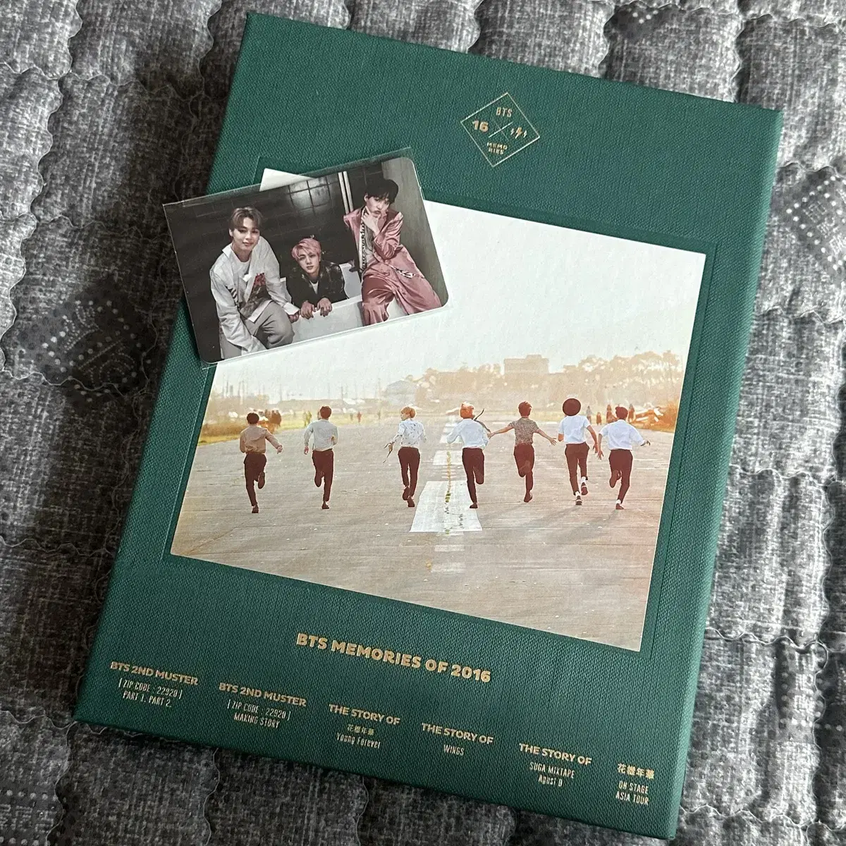 방탄소년단 BTS 메모리즈 2016 DVD 포카 진 슈가 지민 판매합니다